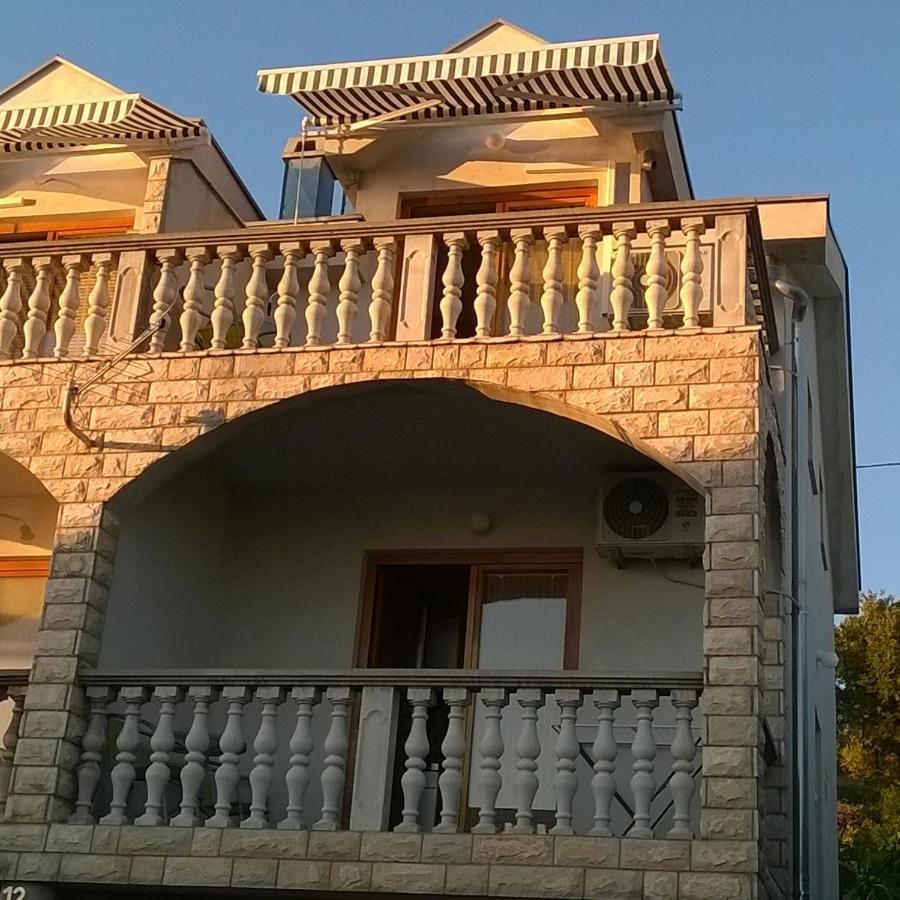 Manda Apartment Karlobag Luaran gambar