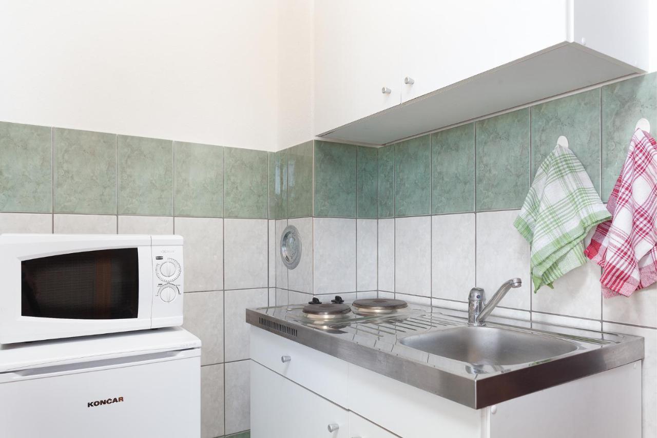 Manda Apartment Karlobag Luaran gambar